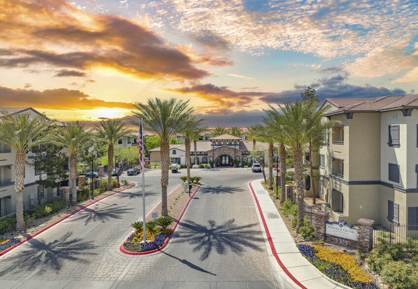 Building Photo - MAA Desert Vista