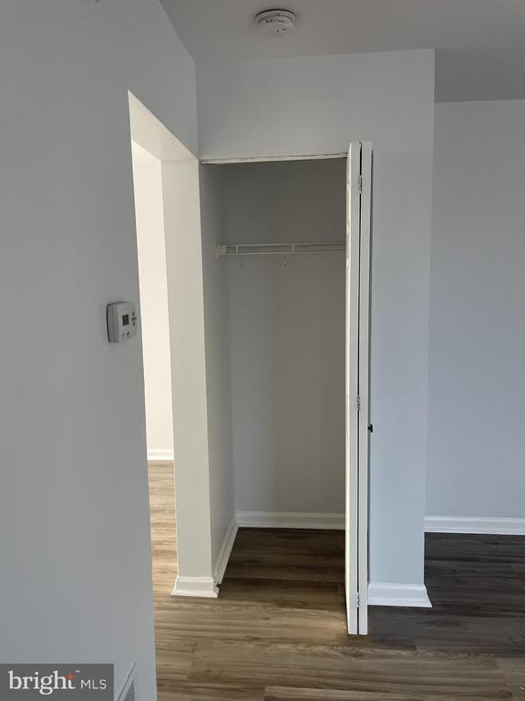 Building Photo - 288 Vincent Cir