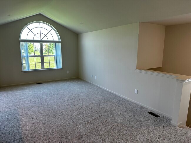 Family / living area - 21979 Andover Dr