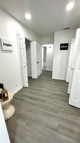 Building Photo - 809 Milky Way