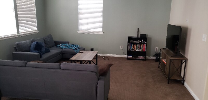 Building Photo - 10997 Maple Forest Way