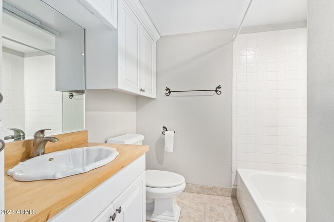 Building Photo - 16510 E Palisades Blvd