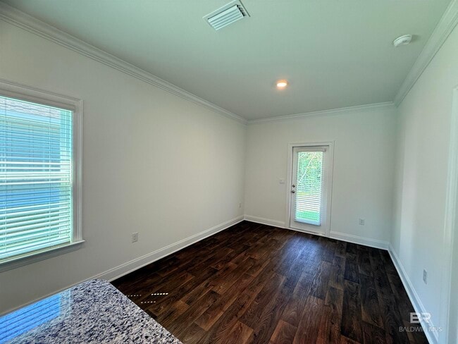 Building Photo - 32694 Revere Dr