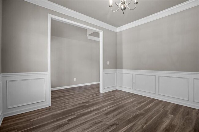Building Photo - 1153 Chester Wy