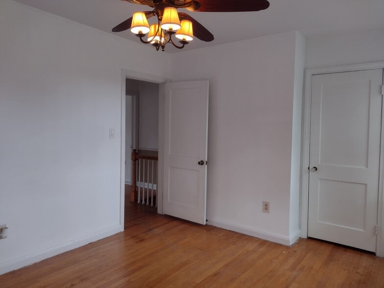 Building Photo - 8312 Dalesford Rd