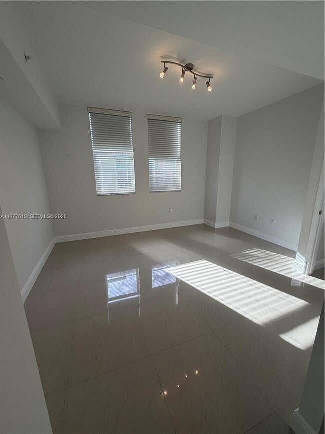 Building Photo - 4100 Salzedo St