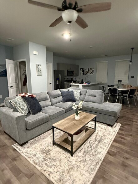 Building Photo - 77 Citrus Dr