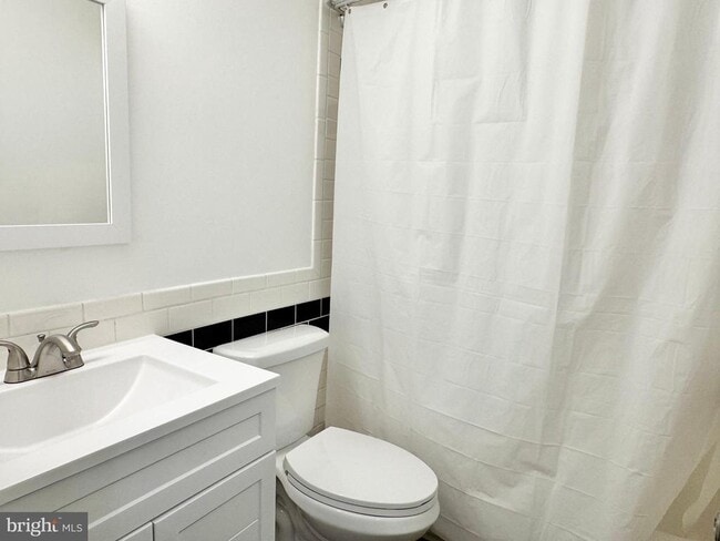 Building Photo - 2 Kelly Ct