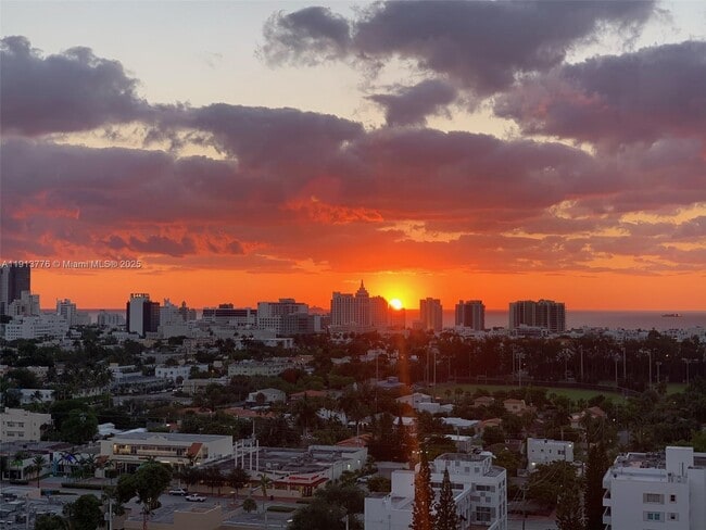 Building Photo - 1330 West Ave