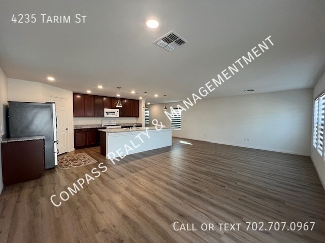 Building Photo - 4235 Tarim St