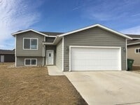 Building Photo - 1723 Torrey Pines Dr
