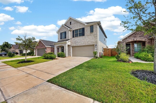 Building Photo - 21619 Coral Mist Dr