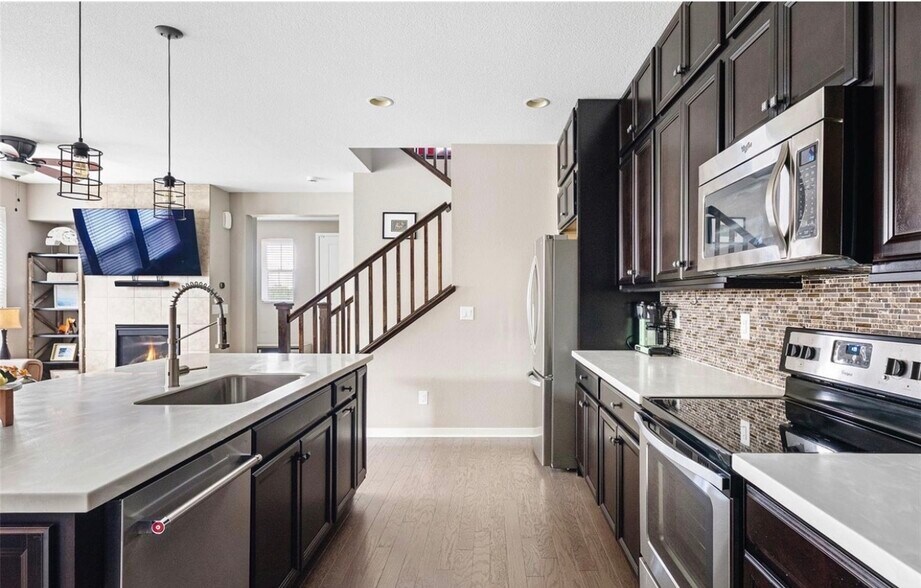 Building Photo - 9977 Hough Pt