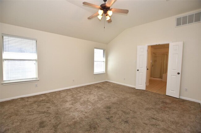Building Photo - 4110 Meadow Bluff Way