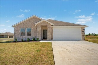 Building Photo - 3101 Laredo Ln
