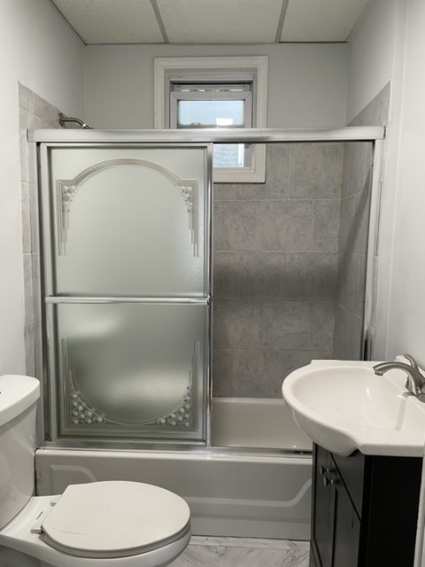 Bathroom - 2635 W 23rd Pl