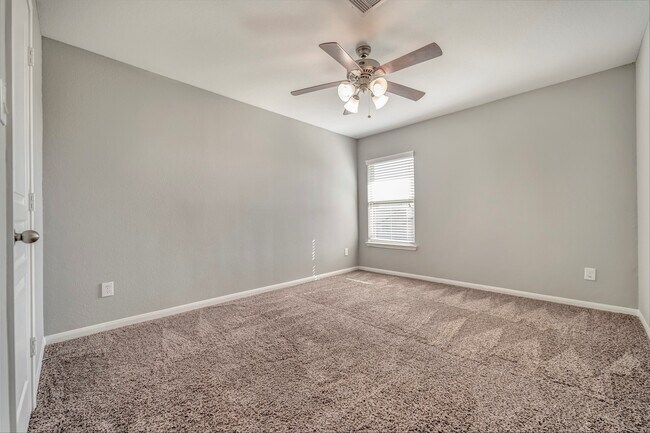 Building Photo - 3714 Logandale Ridge Ln