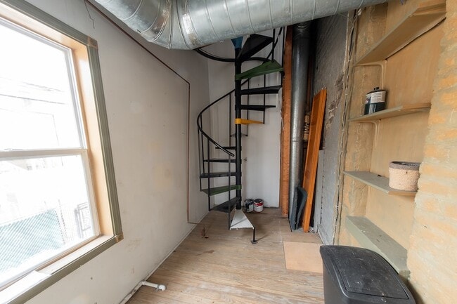 Building Photo - 1304 N Campbell Ave