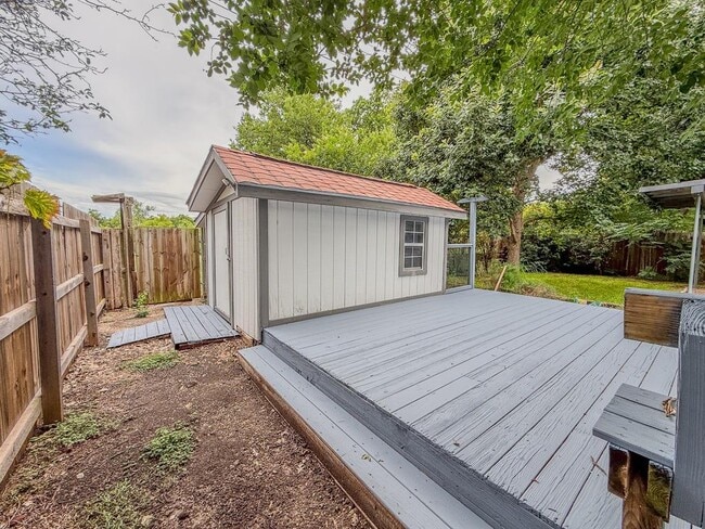 Building Photo - 16908 Cactus Blossom Dr