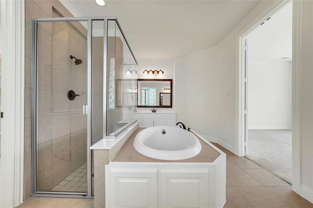 Building Photo - 302 Torch Lily Ln