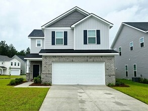 Building Photo - 101 Fenway St