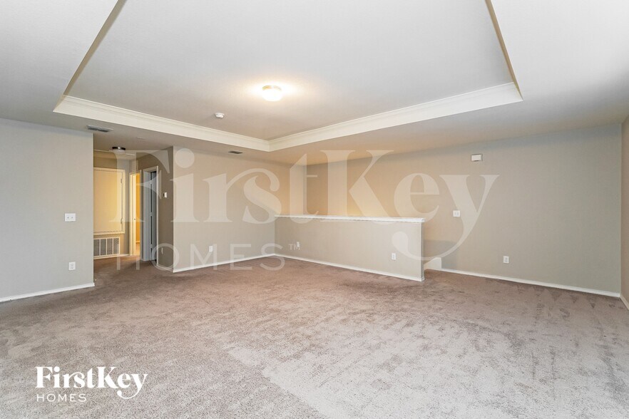 Building Photo - 6233 Misty Breeze Dr