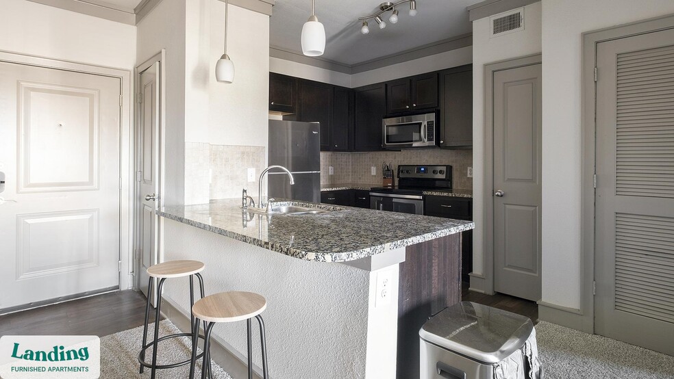 Building Photo - 18021 Kingsland Blvd