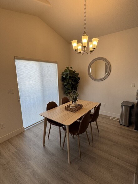 Building Photo - 7258 Crystal Brook Dr
