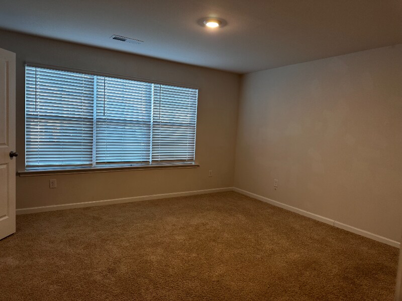 Building Photo - 3696 Waterford Oak Ct