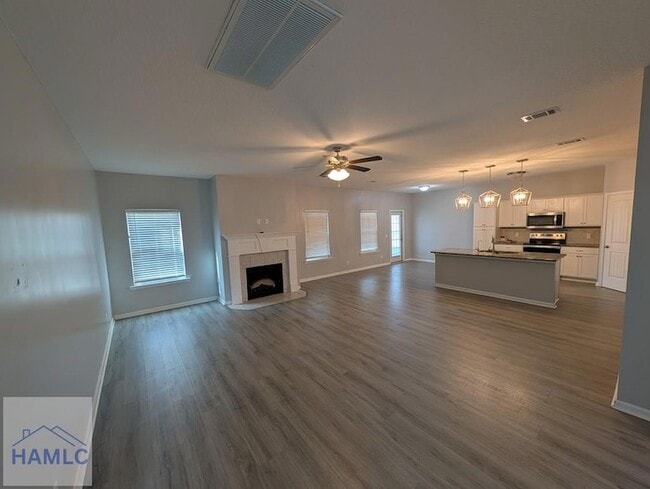 Building Photo - 29 Labrador Ln