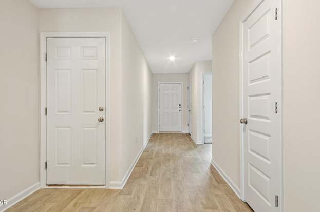 Building Photo - 5824 Tiagra Dr