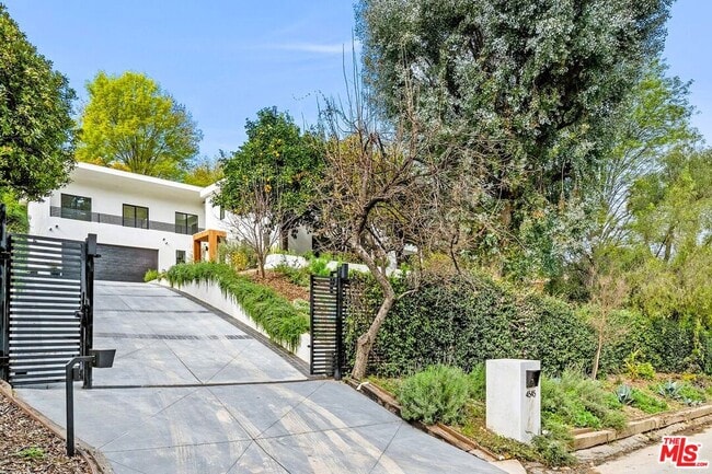 Building Photo - 4545 Balboa Ave