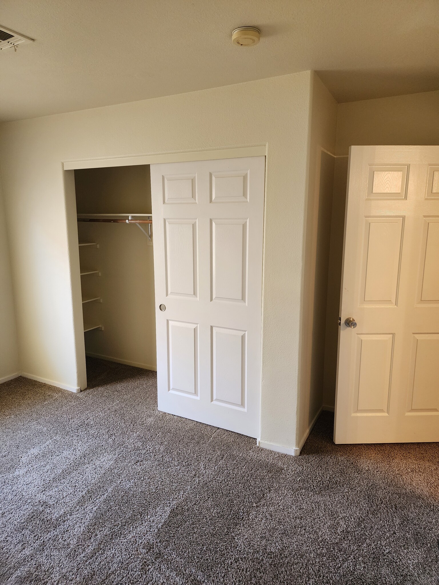 Building Photo - 2233 James Bilbray Dr