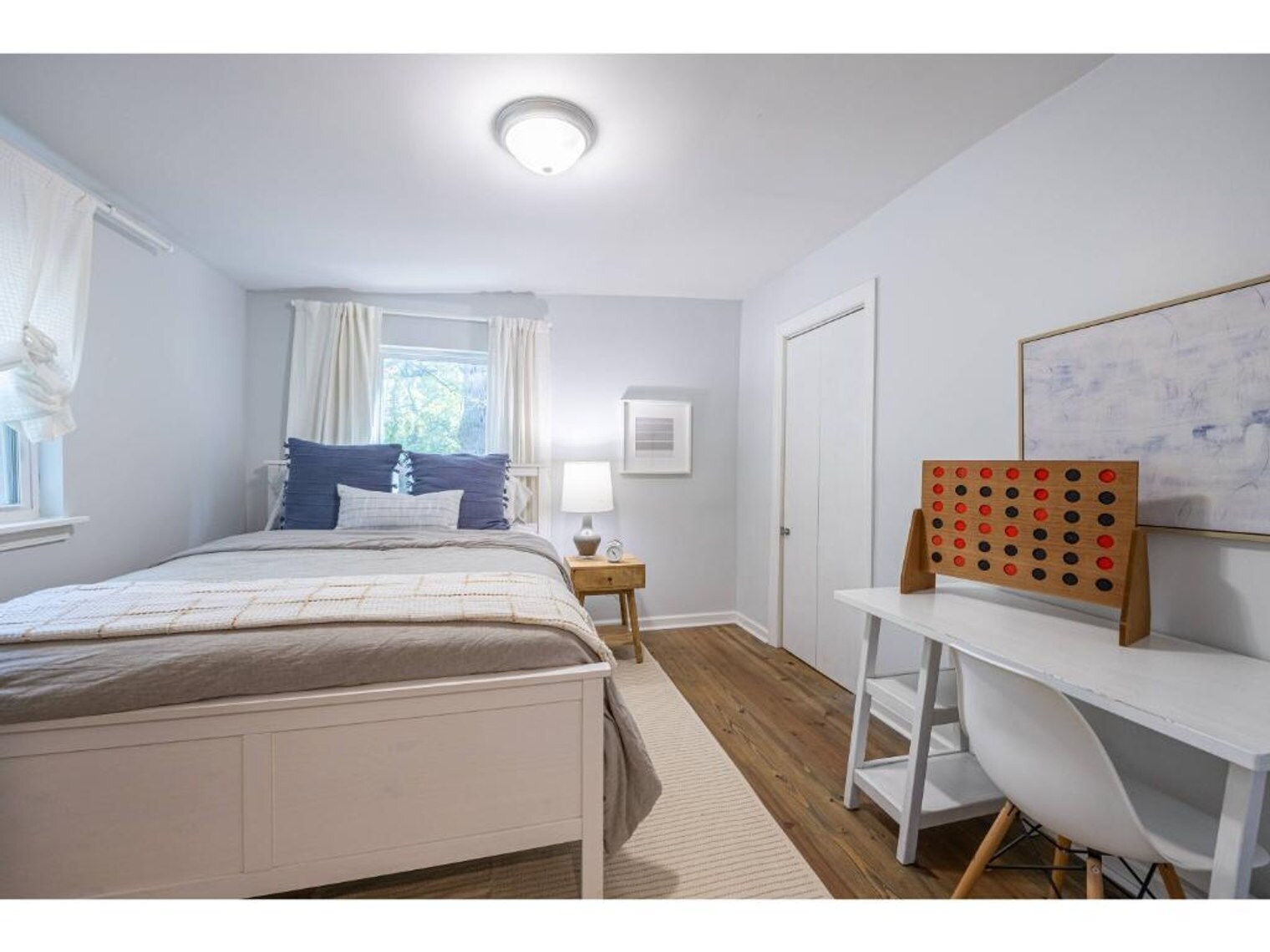 Building Photo - 145 Griffeth St