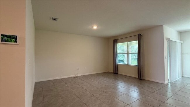 Building Photo - 435 Anne St