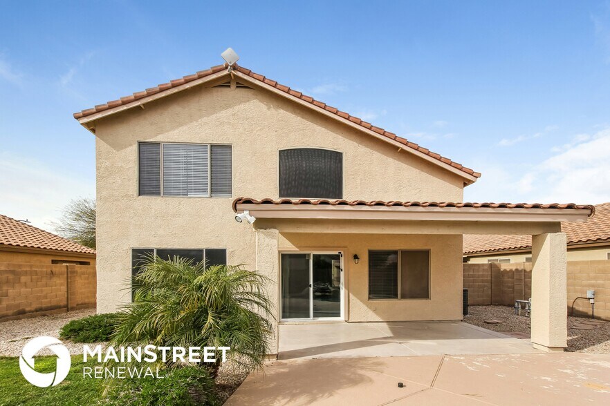 Building Photo - 7013 W Aire Libre Ave