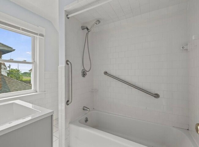 Bathroom (located upstairs) - 166 Roger Williams Ave