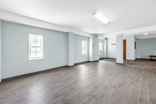 Building Photo - 104 5th St E