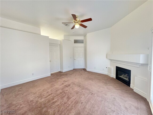 Building Photo - 65 Sahalee Dr