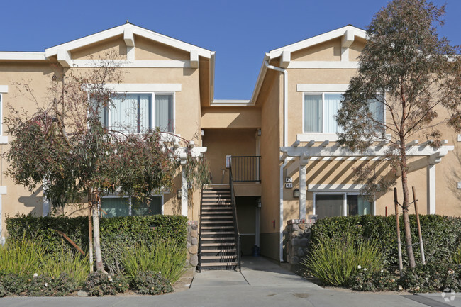 Building Photo - Pacheco Court Apartments