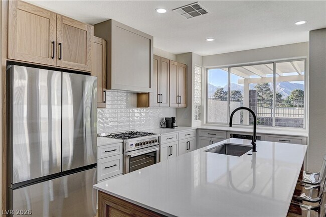 Building Photo - 1317 Fox Acres Dr