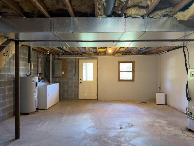 Building Photo - 1520 N Reading Rd