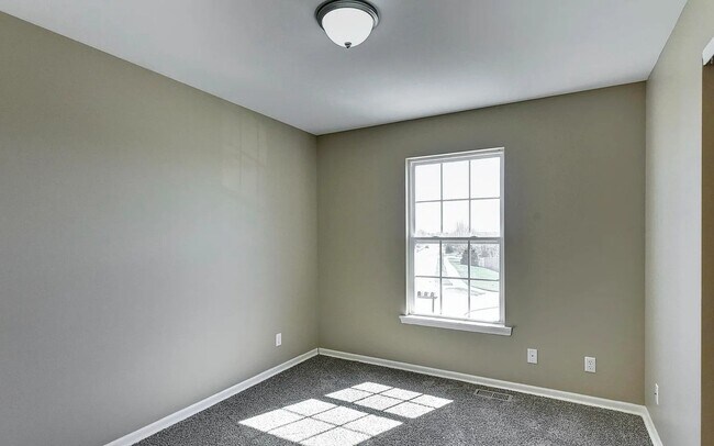 Building Photo - 15304 Bondesson St