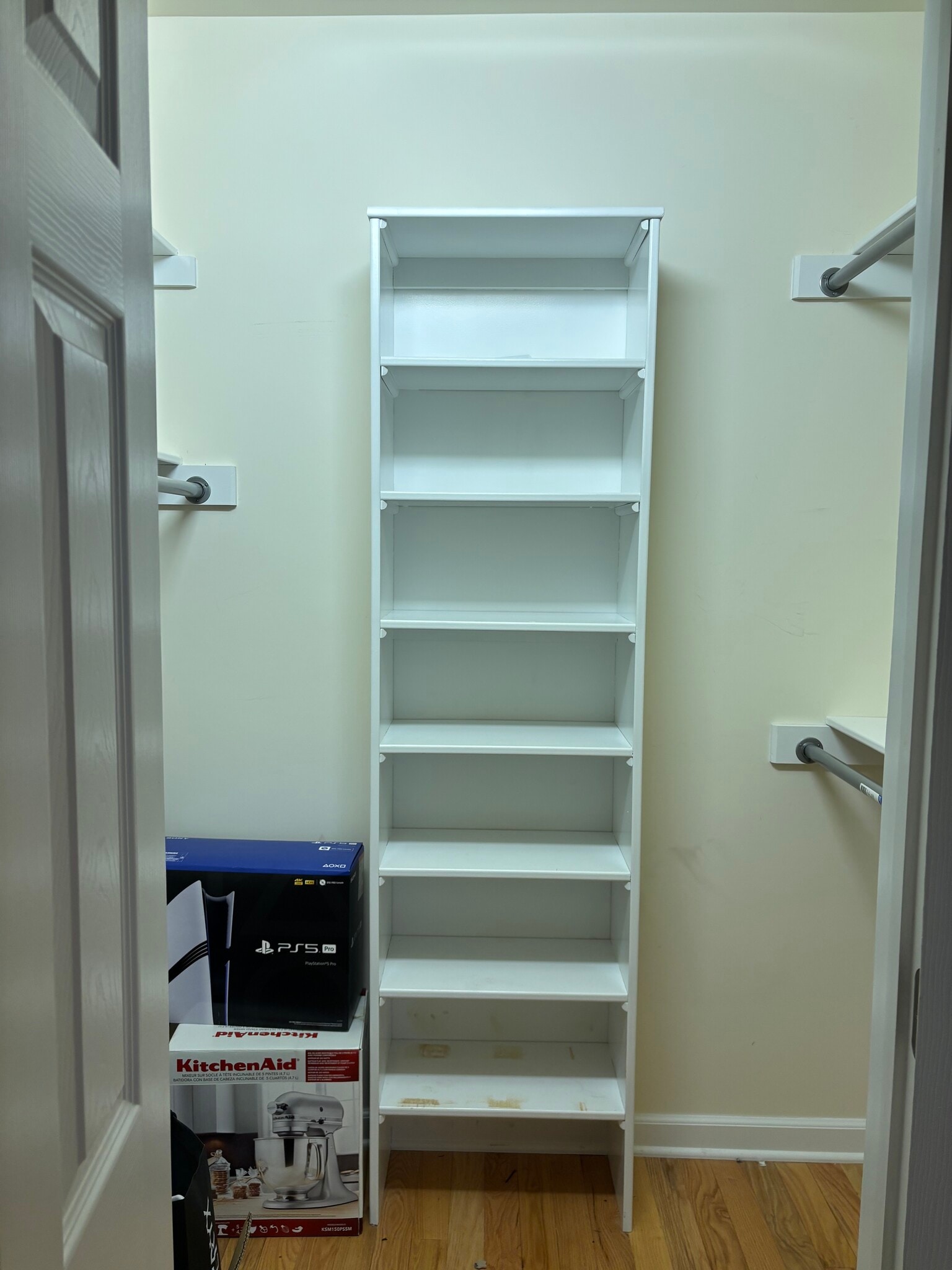 Building Photo - 398 Franklin Ave