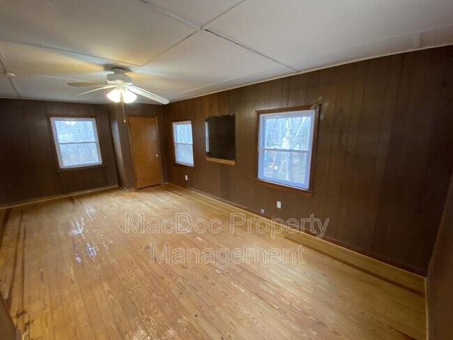 Building Photo - 11308 Gordon Rd