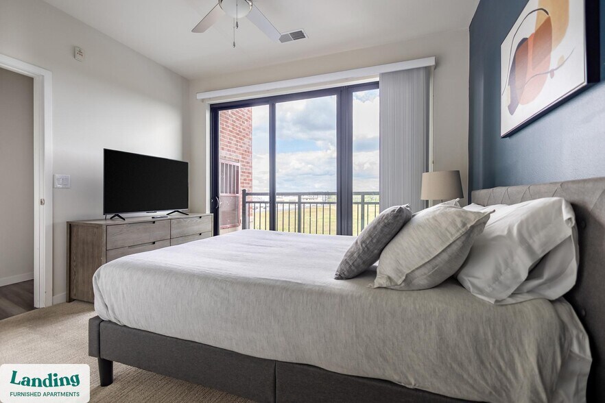 Building Photo - 11221 Synergy Dr