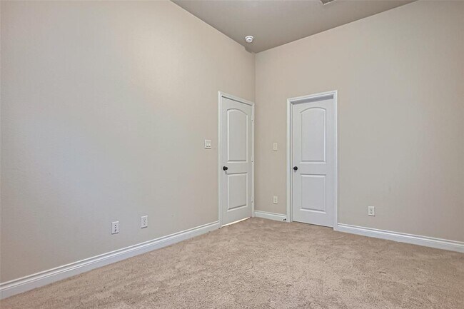 Building Photo - 10623 Davlee Ln