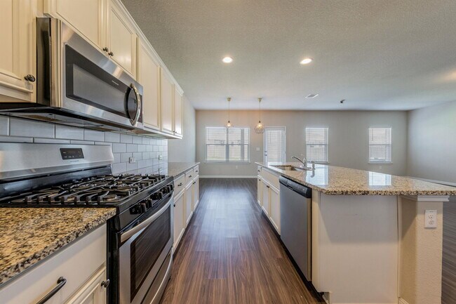 Building Photo - 1248 Fairhaven Gtwy