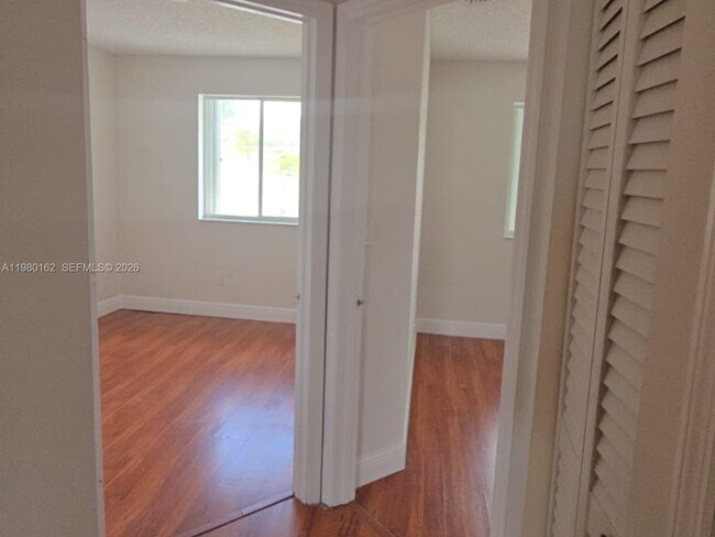 Building Photo - 13926 SW 175th Terrace