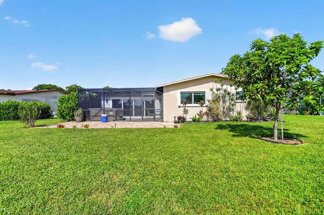 Building Photo - 14624 Country Side Ln